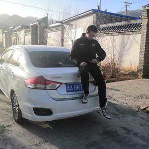 老师好紧⋯蕾丝丝袜真人视频
